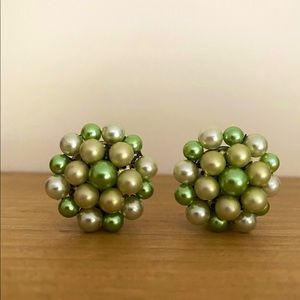 Vintage Clip on Green and Cream Faux Pearl Earring
